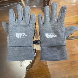 Youth Size North Face Gloves